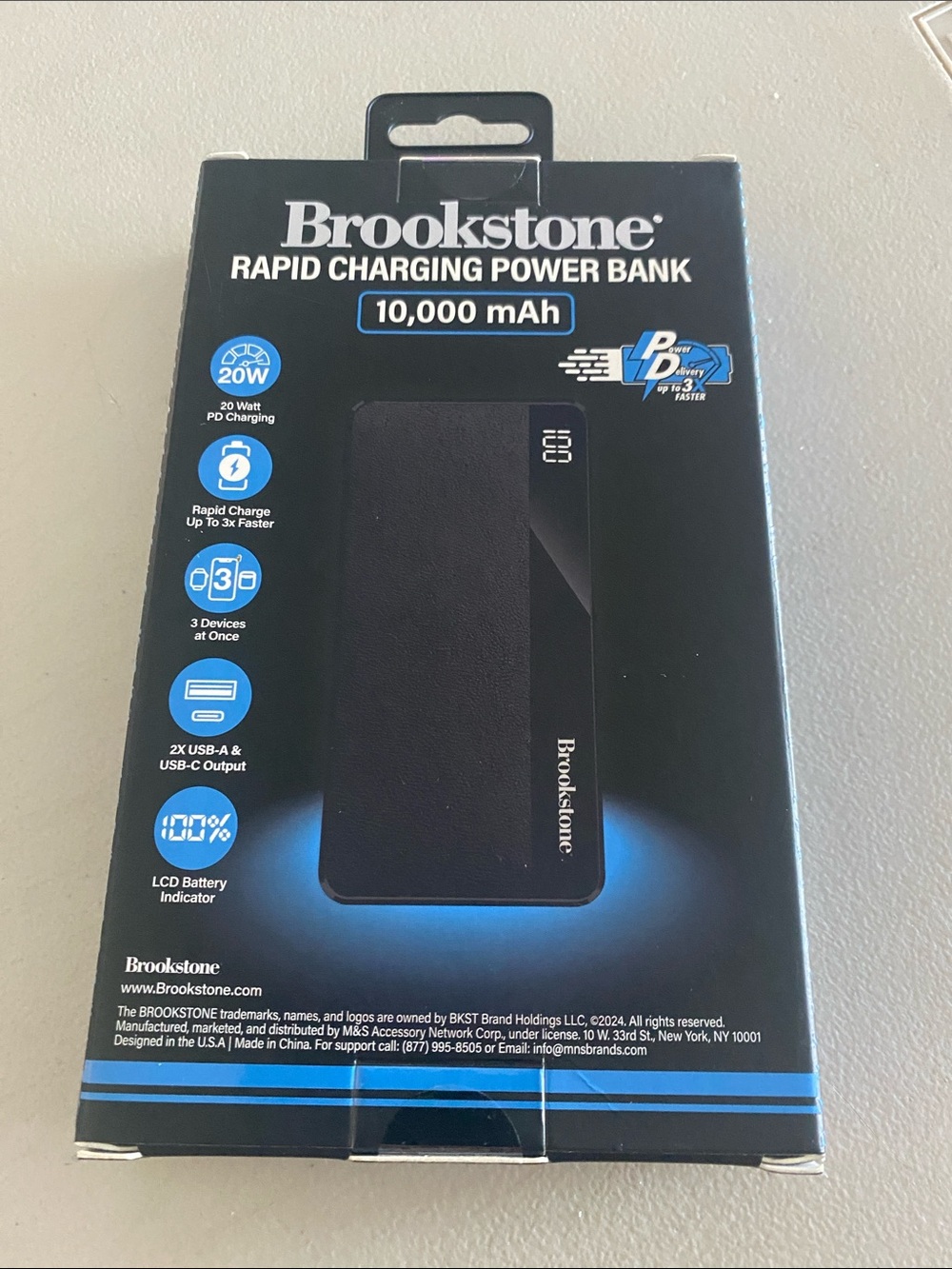 20W Brookstone Black Rapid Charging Power Bank 10,000 mAh
